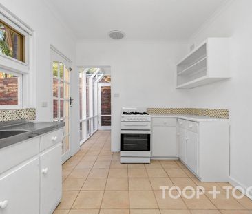 Two bedroom cottage in North Adelaide - Photo 3