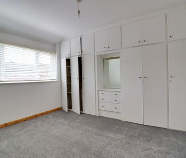 3 bedroom semi-detached house to rent - Photo 6