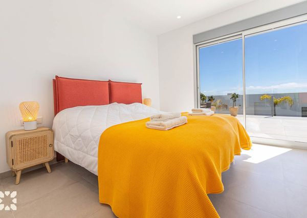 Rent villa ARES