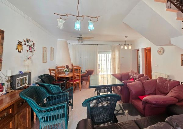 LONG TERM RENTAL Beautiful villa with sea views for rent in Benissa coast with 5 bedrooms.