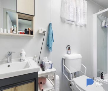 "Comfortable & Convenient One-Bedroom Living" - Photo 3