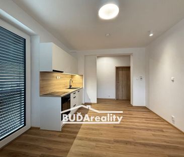 Pronájem bytu 2+kk 40 m² - Fotografie 3