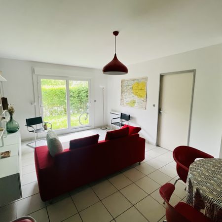 Chambre - 10,39 m2 - Jardin - Photo 3