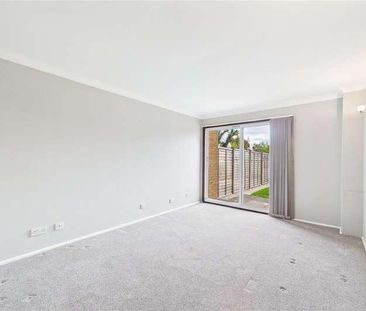 Greenacre Mount, Tilehurst, Reading, Berkshire, RG30 - Photo 5