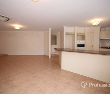 Prestige Family Home - Prime Australind Location - Photo 3