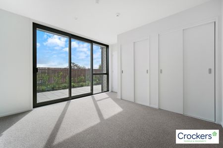 Brand New Apartment at the heart of Te Atatu South - Photo 2