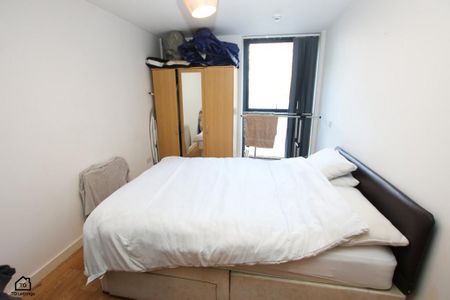 1 bedroom apartment to rent - Photo 2