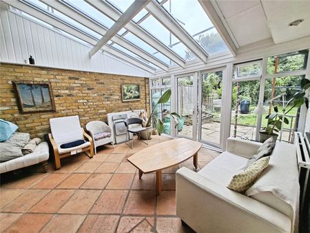 Elms Crescent, London, SW4 8QE - Photo 5