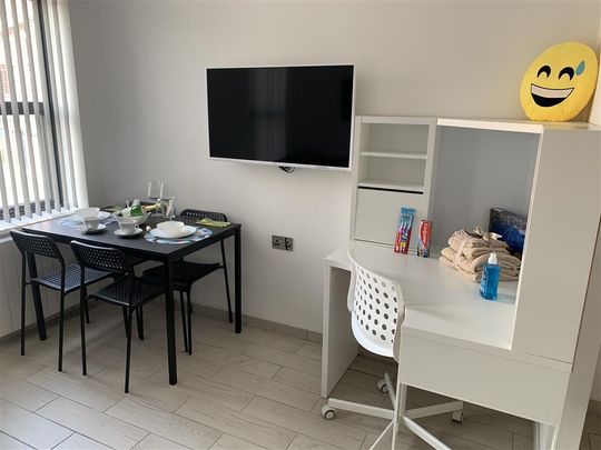 Alfreton Road, Nottingham - Photo 1