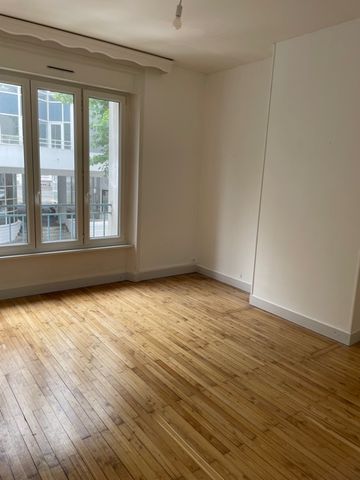 BREST CENTRE SIAM APPARTEMENT 4 PIECES 98 M2 - Photo 2