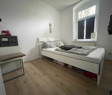 *** Helle, moderne 2-Raum-Wohnung mit Balkon im beliebten Stadtteil Chemnitz-Lutherviertel *** - Photo 2