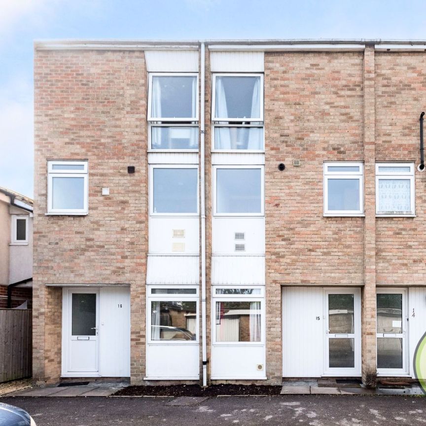 4 bed terraced house to rent in Lyndworth Mews, Headington, Oxford, OX3 - Photo 1