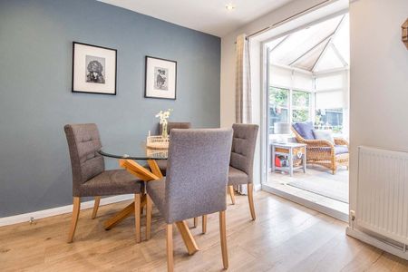 3 Bed Detached House, Rochford Drive, LU2 - Photo 3