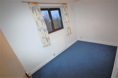 2 bedroom semi-detached house to rent - Photo 3