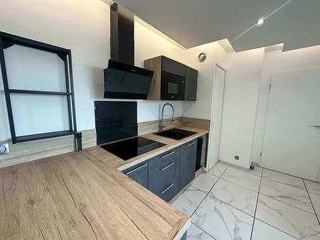 À louer : Appartement T2 moderne à Combs-la-Ville - Photo 3