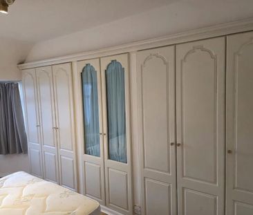 4 bedroom detached house to rent - Photo 5