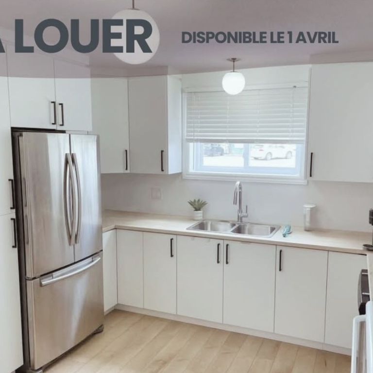 Appartement à Louer 2 Chambres - Photo 2