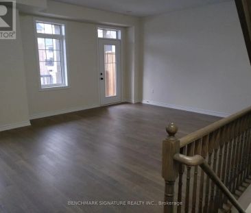 29 GEORGE PEACH AVENUE - Photo 1