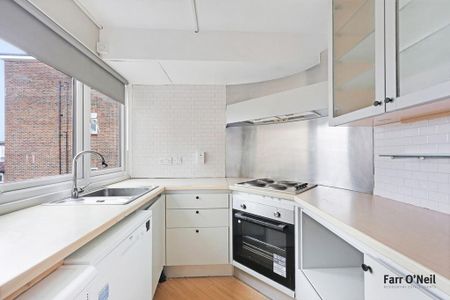 2 bedroom apartment to rent - Photo 5