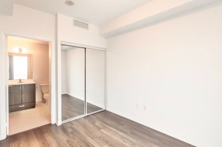 For Lease - 55 Ann O'reilly Road Unit# 1705, Toronto, Ontario - Photo 5