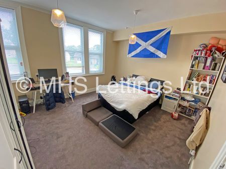 5 Bedroom Mid Terraced House for rent in Beechwood Crescent - Photo 4