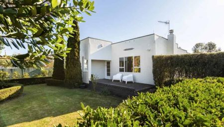 MAREWA - 3 BEDROOMS - Photo 2