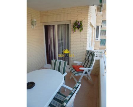 TWO-BEDROOM APARTMENT – ALICANTE - Photo 2