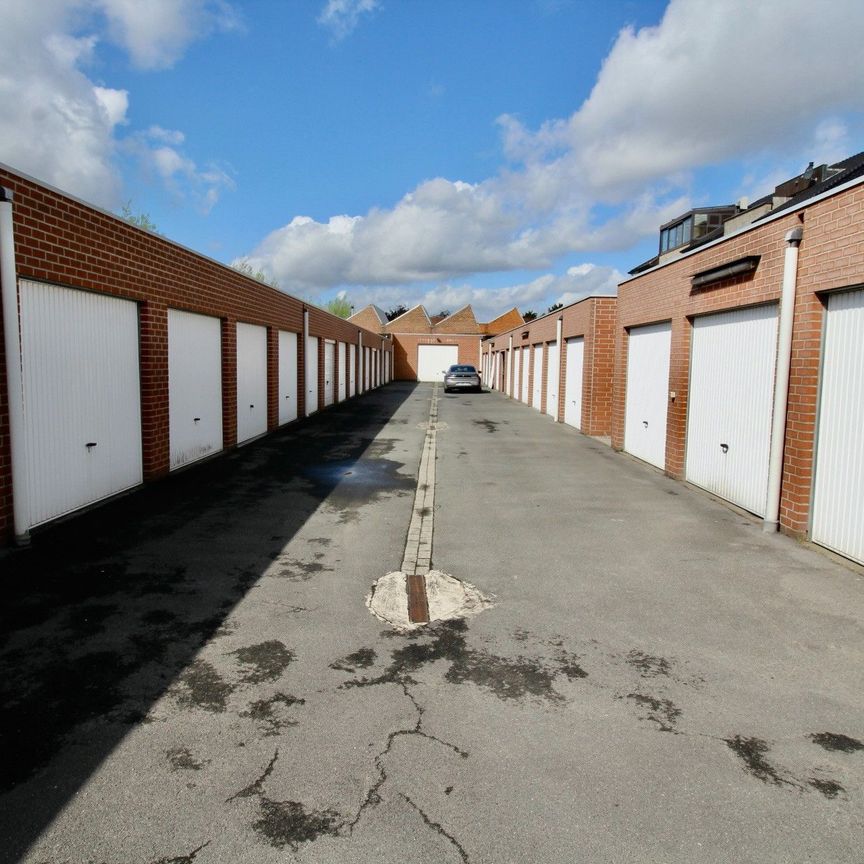 Ruime appartement met terras en garage aan de Gavers in Harelbeke! - Photo 1