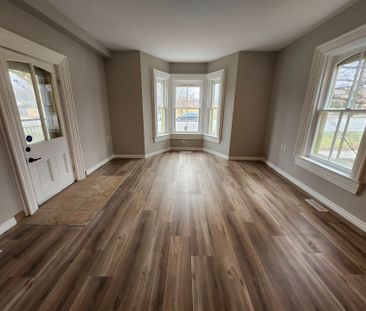 For Lease - 5958 16th Avenue Unit# Brick#Main, Markham, Ontario - Photo 1