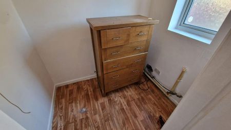 3 bedroom detached house to rent - Photo 5