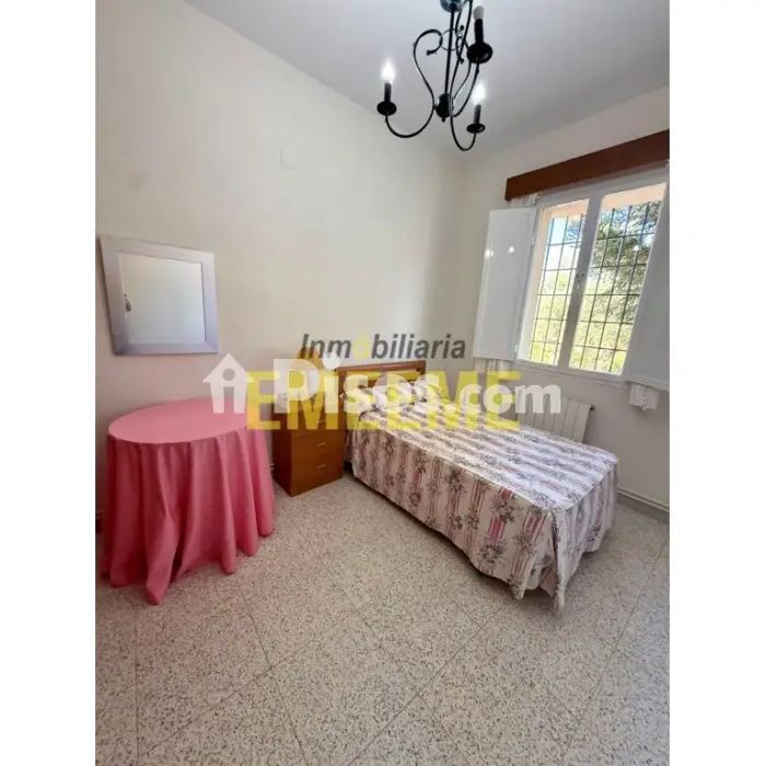 Chalet en alquiler en Arriate - Photo 1