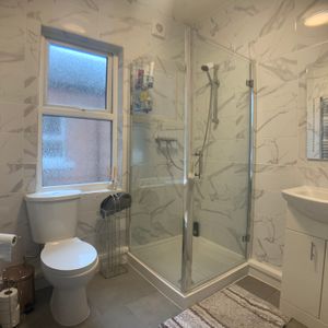 Chichester Street 25CS Room 1 - Photo 3