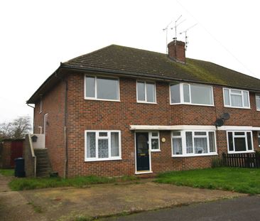 2 bedroom terraced maisonette to rent - Photo 2