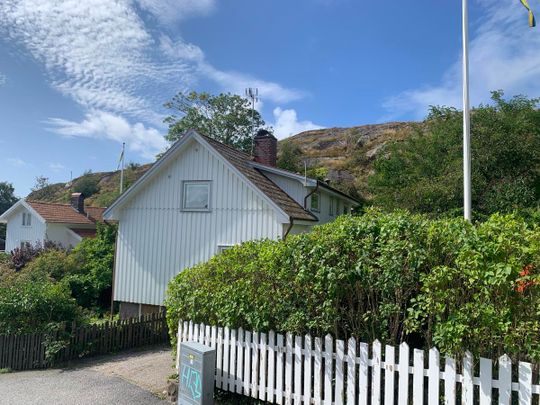 Bergavägen, Lysekil - Photo 1