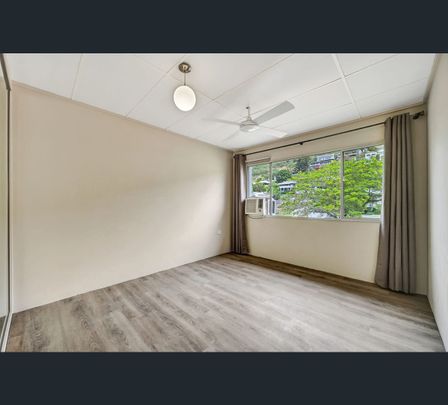 14/1 Burke Street, North Ward, Qld 4810 - Photo 1