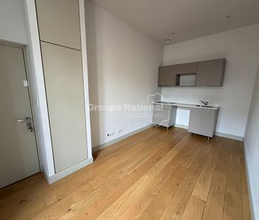 NIMES - ECUSSON, - Photo 2