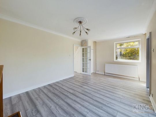 3 bedroom semi-detached house to rent - Photo 1