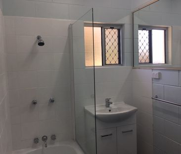 Contemporary Comfort & Ultimate Convenience in Rasmussen! - Photo 4