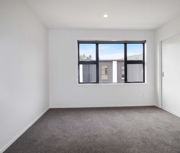 Wainui Gem! - Photo 1