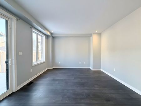 $2,895 / 3 br / 3 ba / 1890 Rymal rd. unit 158 - Photo 4