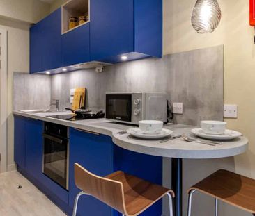 Bronze Studio - Photo 4