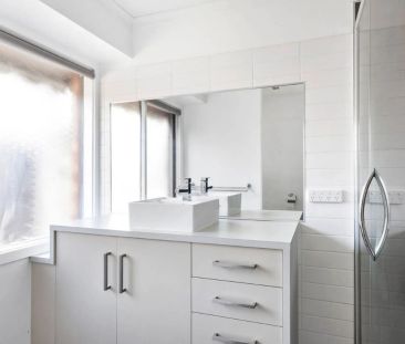 THIS PROPERTY FEATURES: - Photo 6