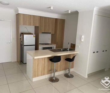 2 bedroom apartment in Southport - Photo 1