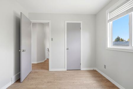 For Lease - 55 Sunrise Court Unit# A, London East, Ontario - Photo 4