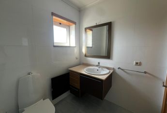 T3 em Esgueira (suite, varandas, cozinha equipada)