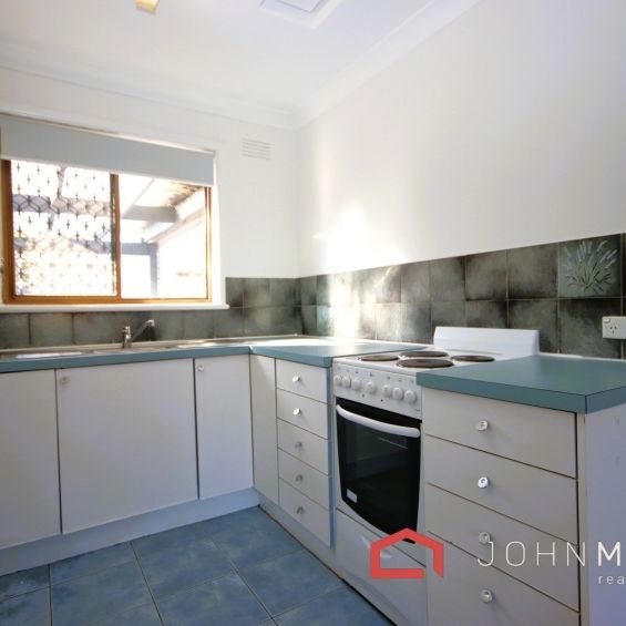 3 / 2 Banks Avenue Kooringal NSW 2650 - Photo 1