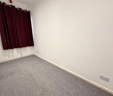 2 bedroom ground floor flat to rent - Photo 6