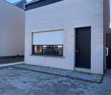 Gerenoveerde woning met twee slaapkamers en koer - Foto 4