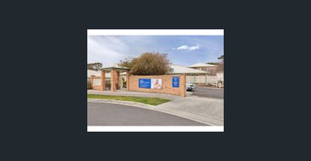 Independent Retirement Rentals - includes 2 meals per day - Photo 4