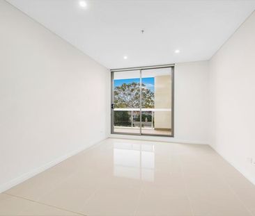 Luxury Two Bedrooms Apartment For Leasing - Photo 3